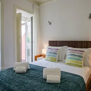 Hip Tailor Made Flat In Bairro Alto Appartement